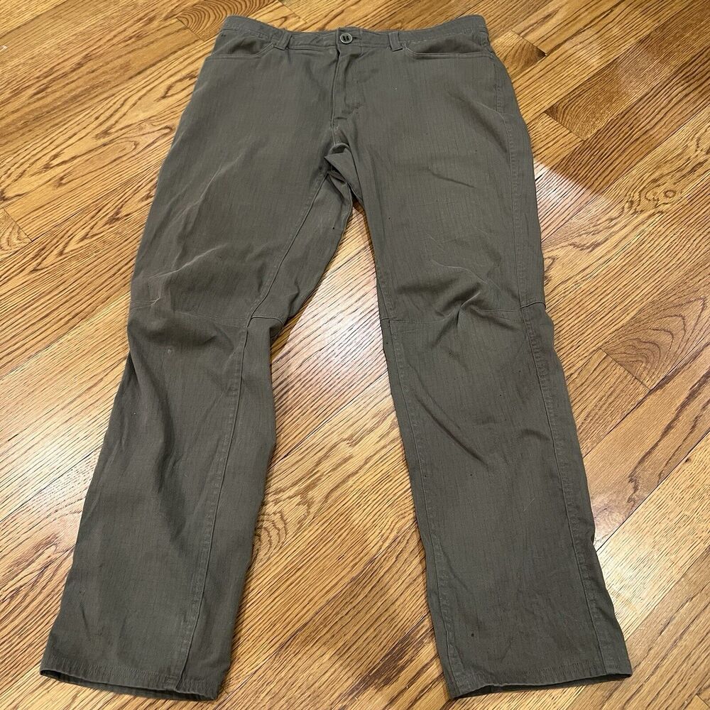 Under Armor‎ Mens Loose Coupe Lache Suelto Size 36x32 Moss Green